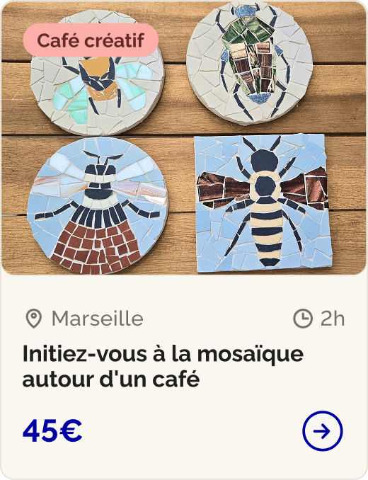 Initiez-vous à la mosaïque autour d'un café